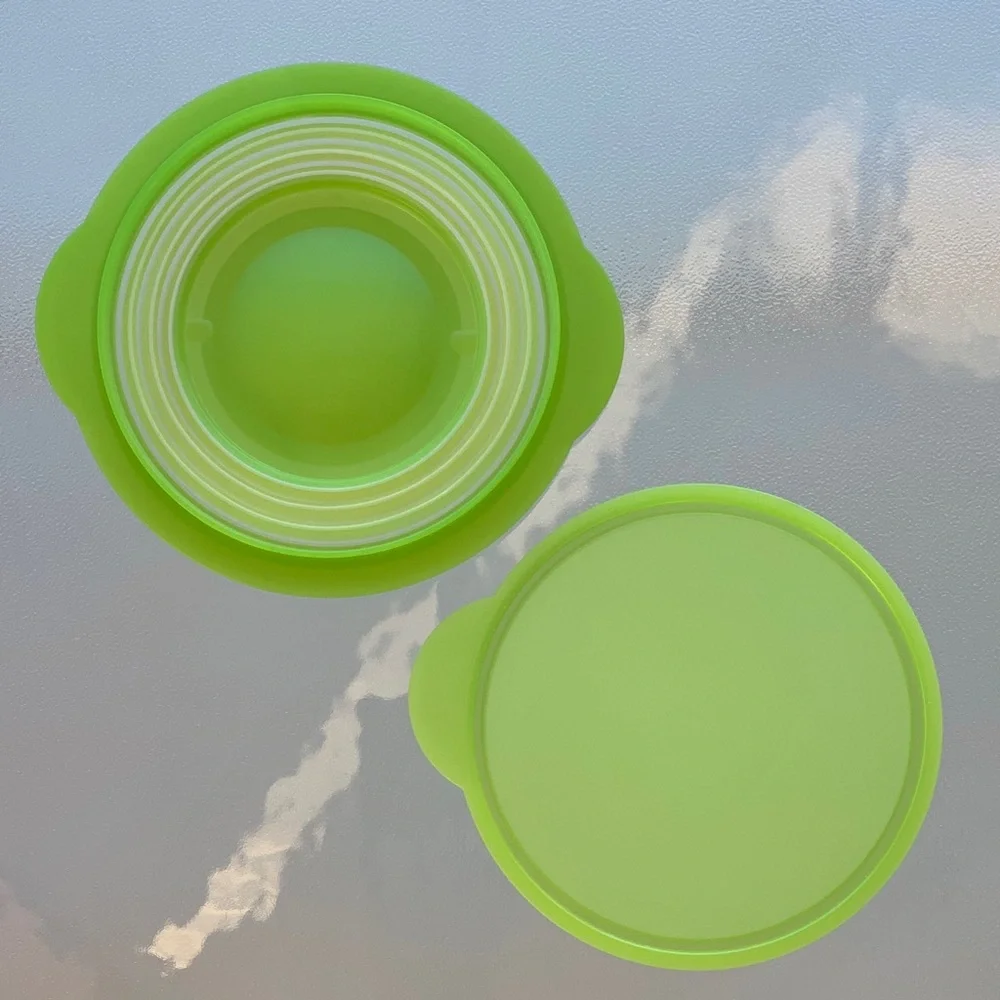 Tupperware Lime Green Space Saving Collapsible Pop-Up 3-Cup/700 mL Bowl with Lid